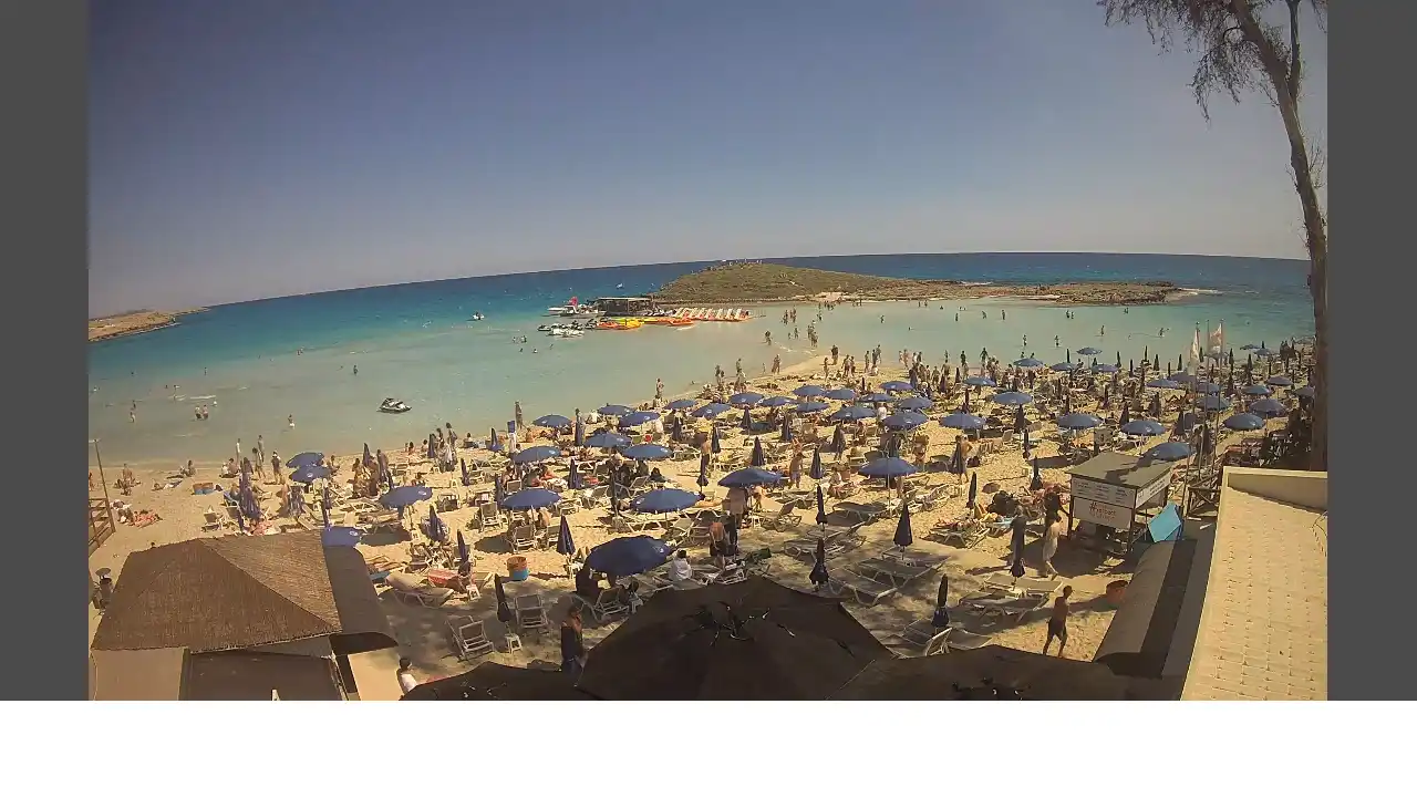 Webcam snapshot from :city — May 6, 2026 12:00