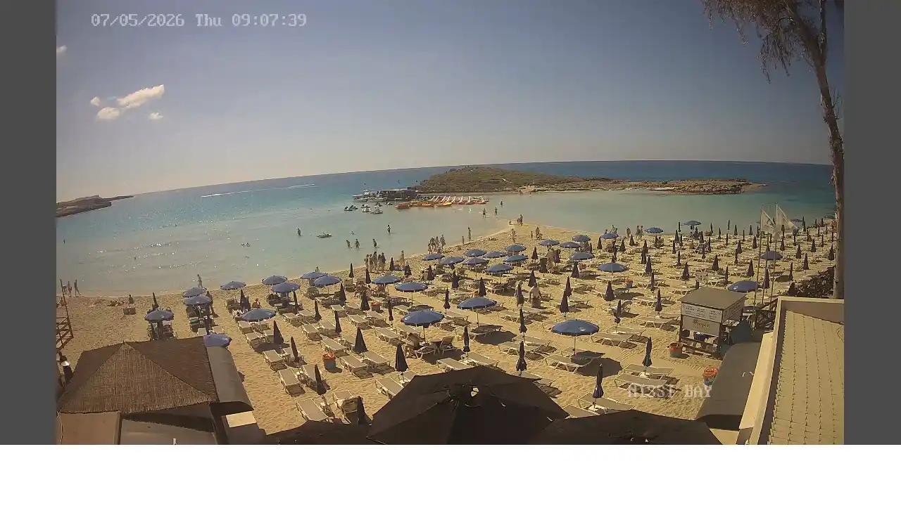 Webcam snapshot from :city — May 7, 2026 07:00