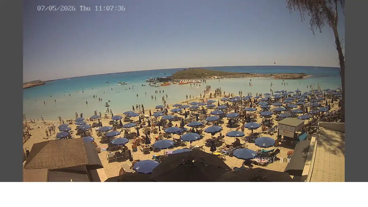 Webcam snapshot from :city — May 7, 2026 09:00