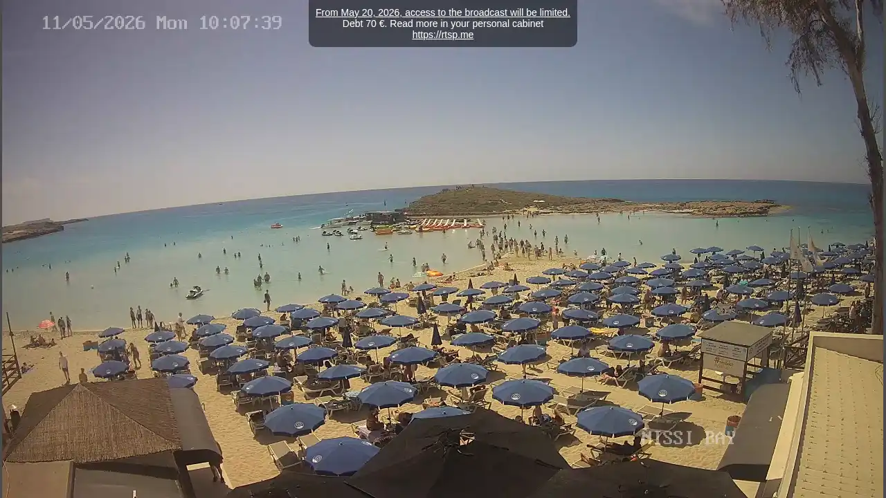 Webcam snapshot from :city — May 11, 2026 08:00