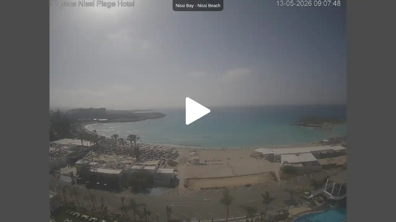 Webcam snapshot from :city — May 13, 2026 06:00