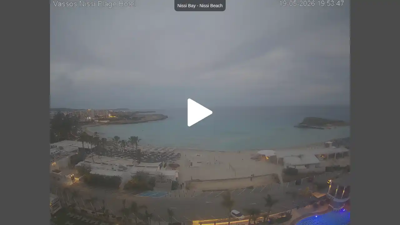 Webcam snapshot from :city — May 19, 2026 17:00