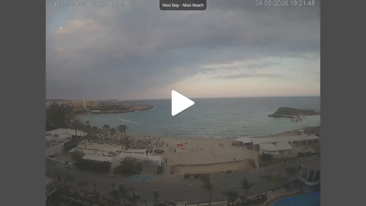 Webcam snapshot from :city — May 24, 2026 17:00