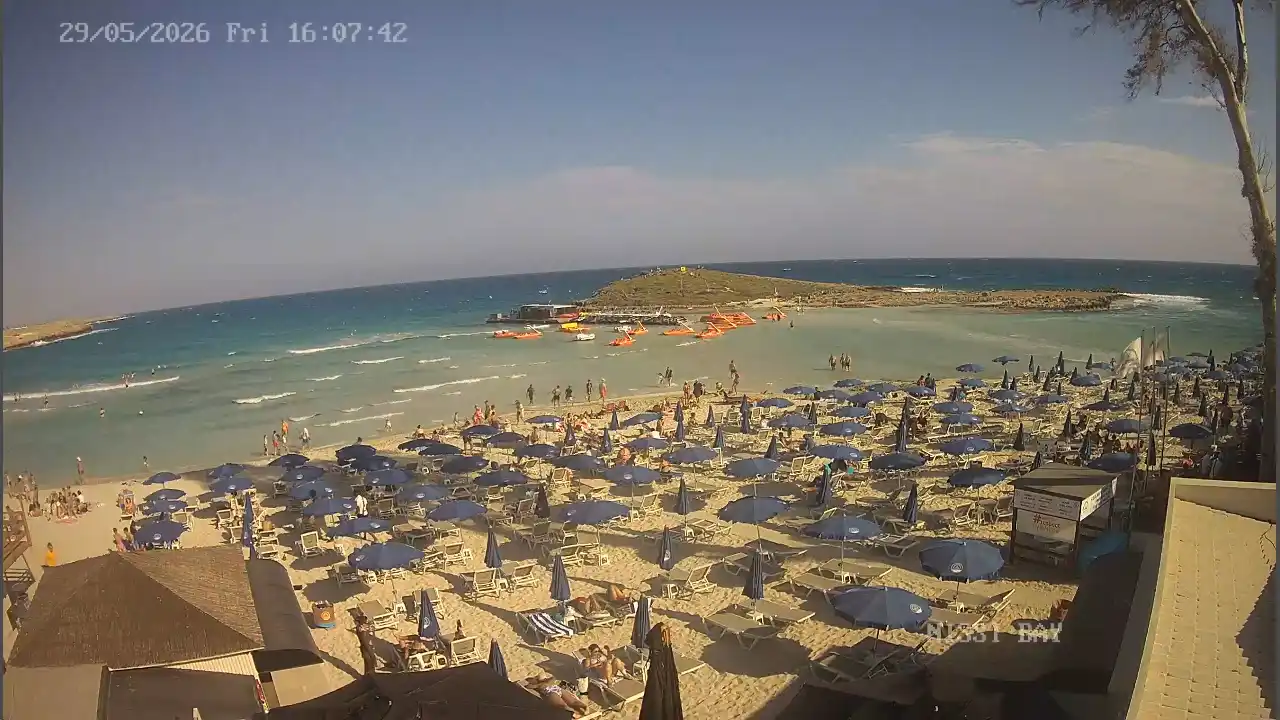 Webcam snapshot from :city — May 29, 2026 14:00
