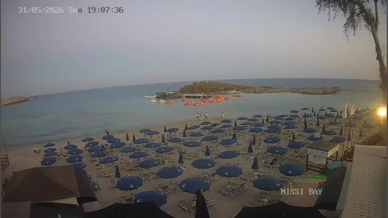 Webcam snapshot from :city — May 31, 2026 17:00