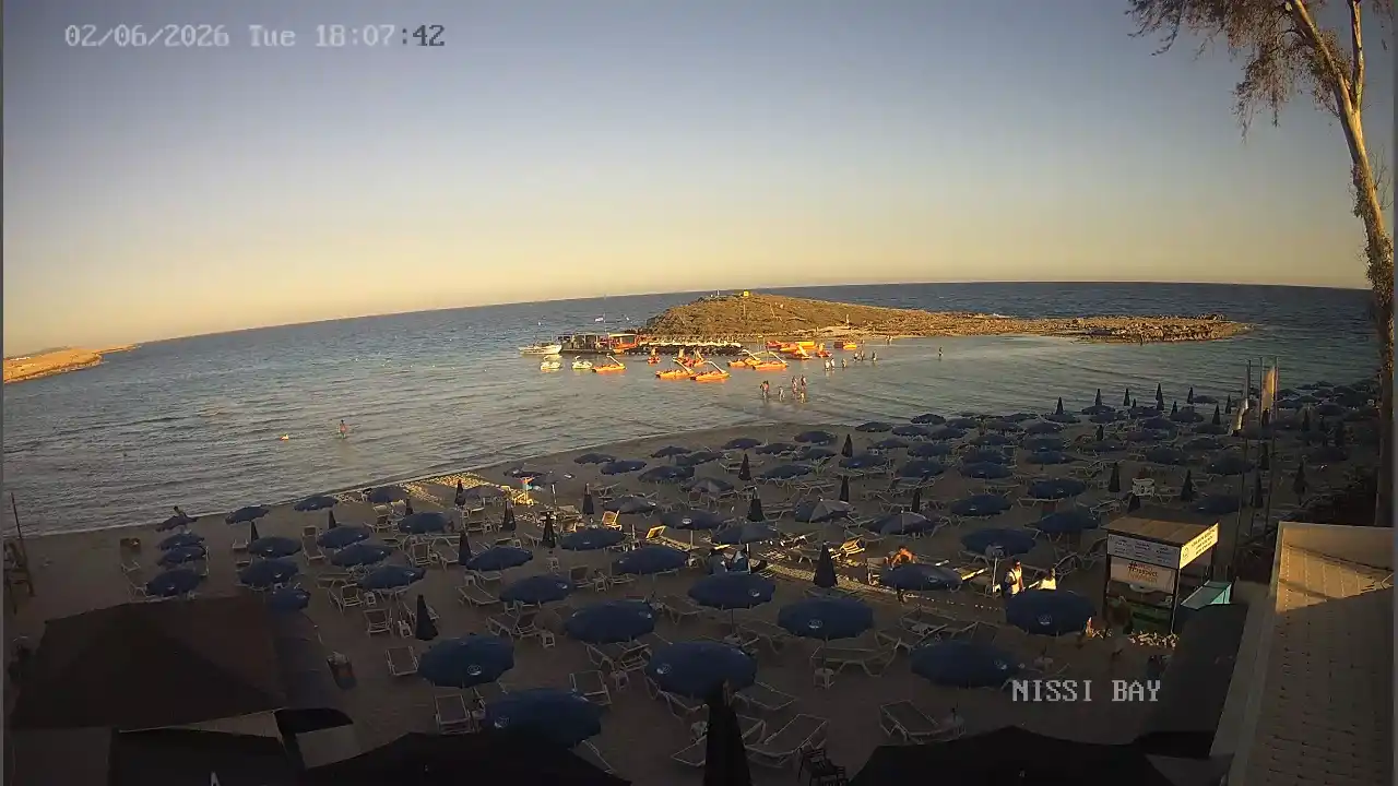 Webcam snapshot from :city — June 2, 2026 16:00