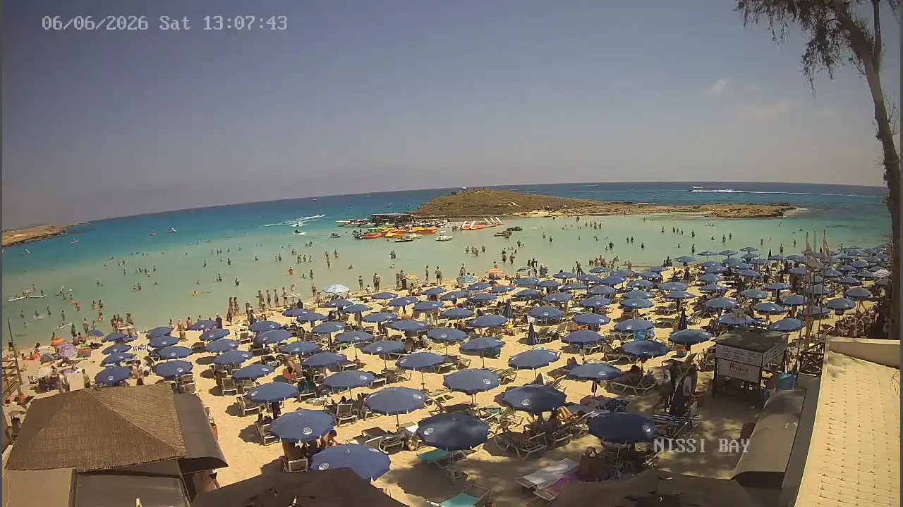 Webcam snapshot from :city — June 6, 2026 11:00