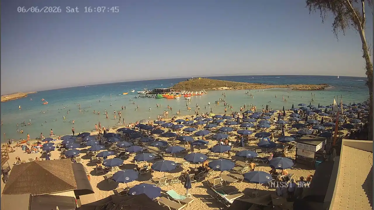 Webcam snapshot from :city — June 6, 2026 14:00
