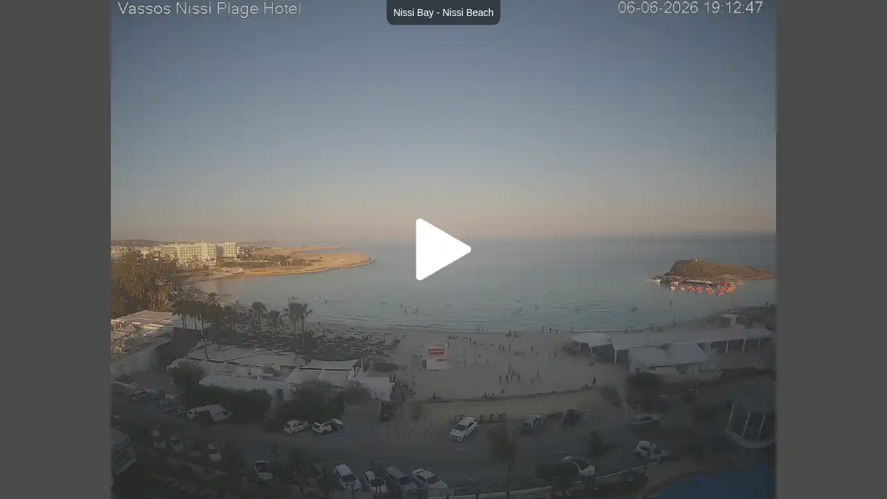 Webcam snapshot from :city — June 6, 2026 17:00