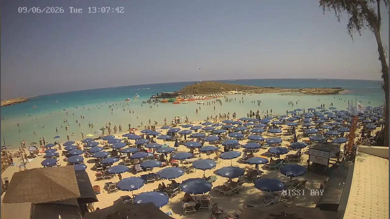 Webcam snapshot from :city — June 9, 2026 11:00