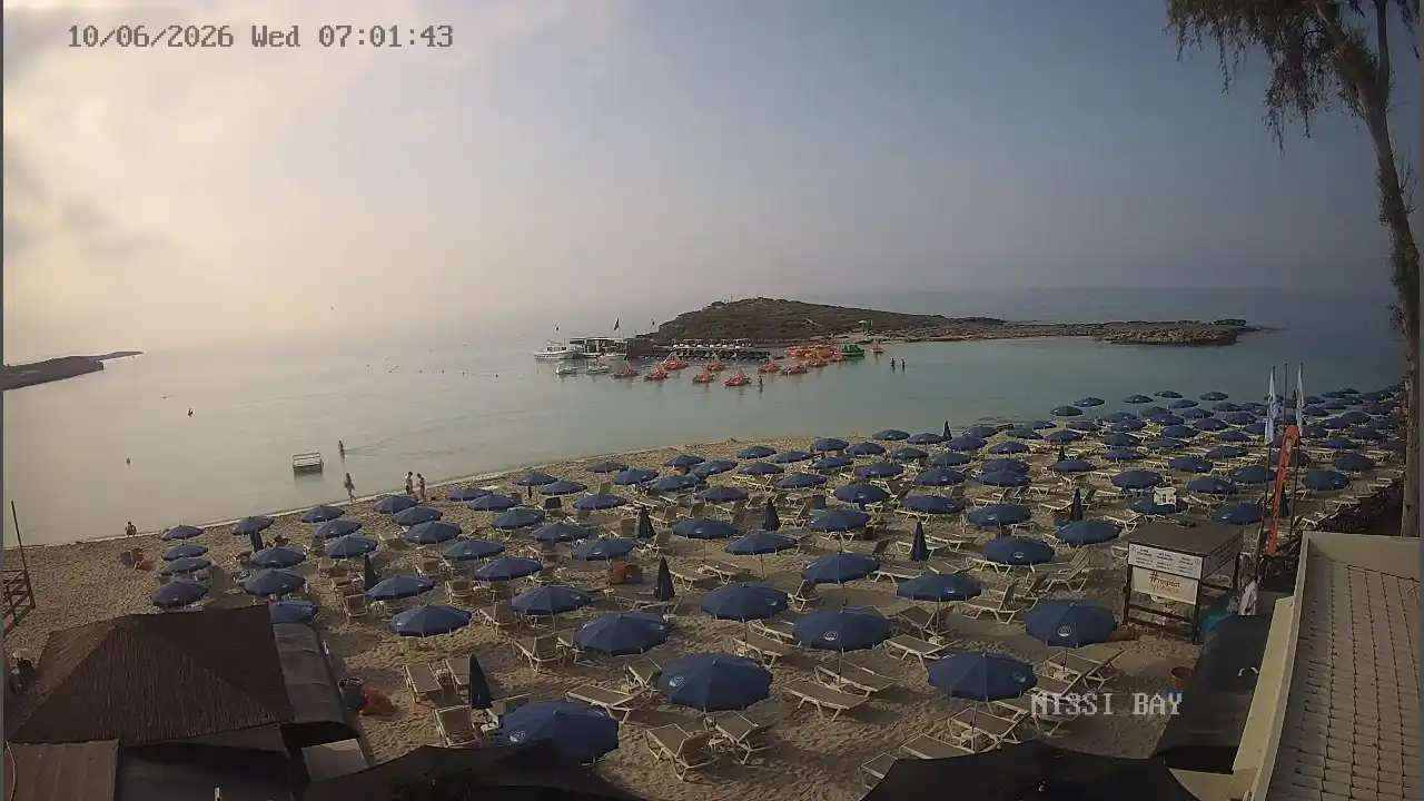 Webcam snapshot from :city — June 10, 2026 05:00