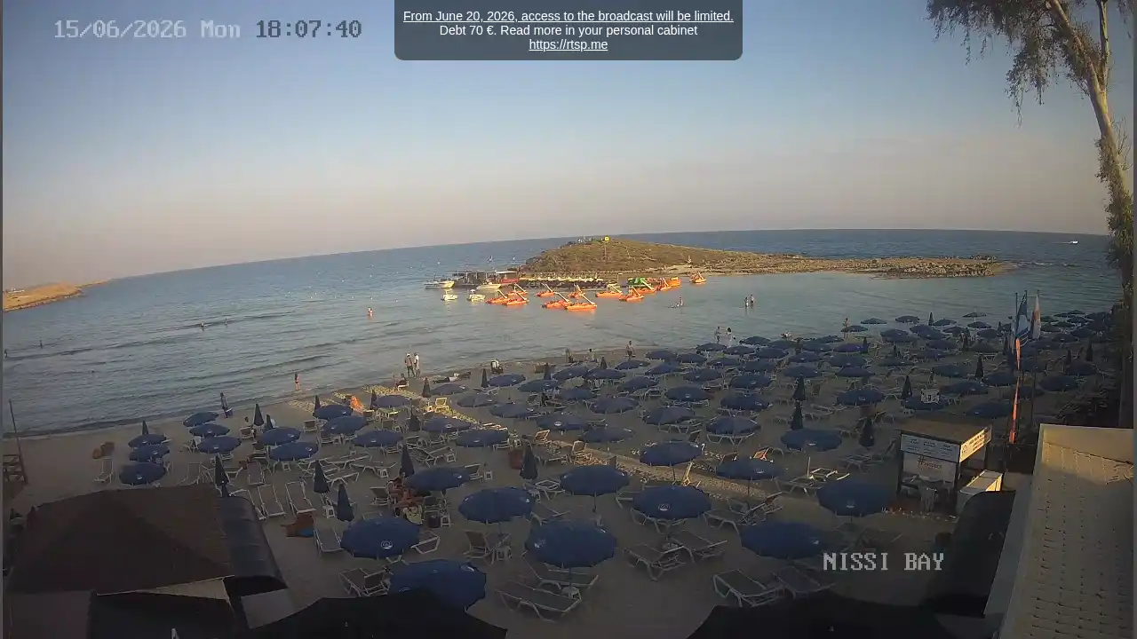 Webcam snapshot from :city — June 15, 2026 16:00